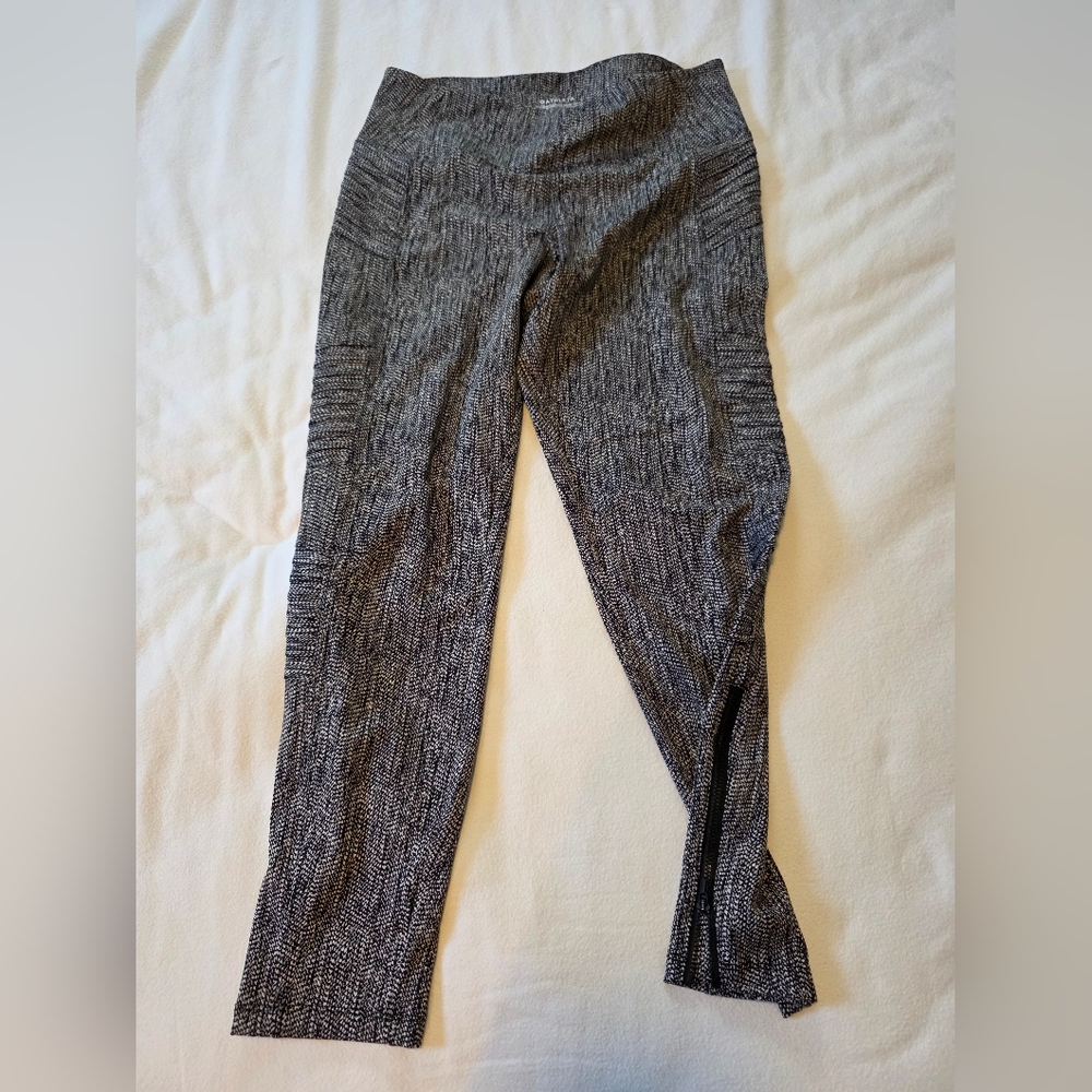 2 PAIRS ATHLETA LEGGINGS - Picture 2 of 13